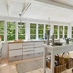 3 Bedroom Pet Friendly In Semesterbostad *