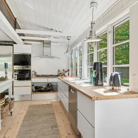 Casa vacanze 3 Bedroom Pet Friendly In *