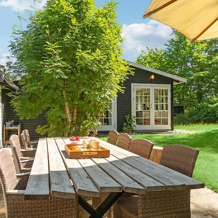 Semesterbostad 3 Bedroom Pet Friendly In Ebeltoft