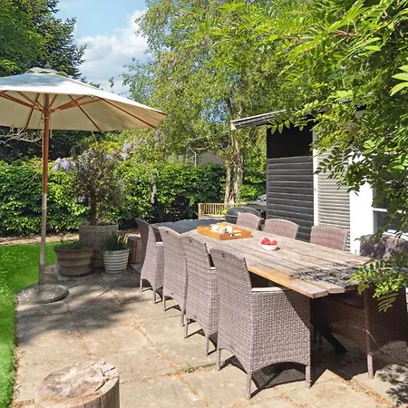 3 Bedroom Pet Friendly In Semesterbostad